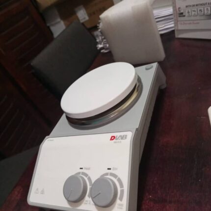 Magnetic Stirrer with Heating Plate